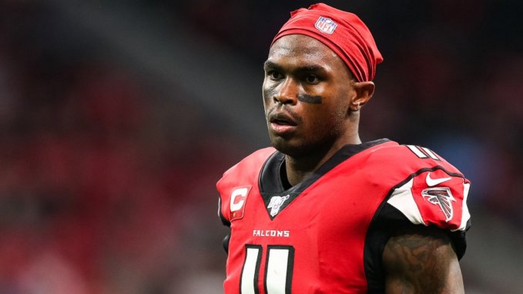 Julio Jones a Titanshez igazol