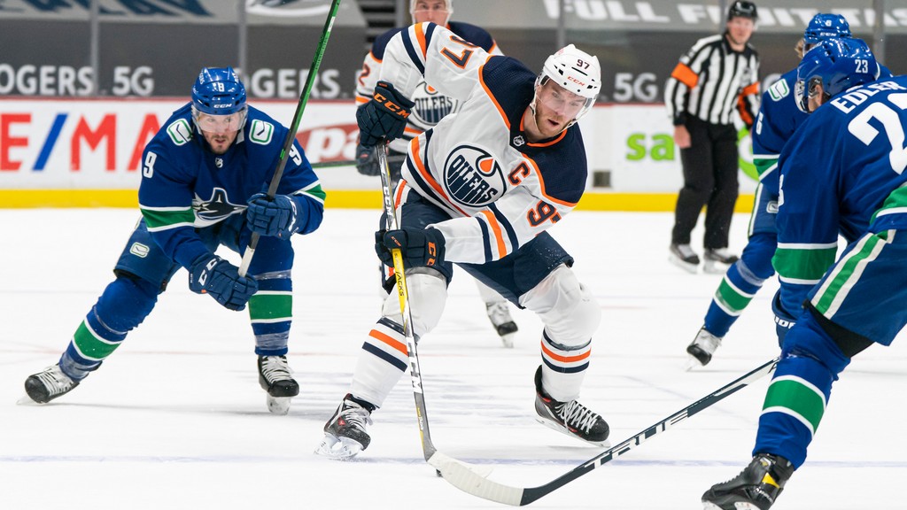 Újra New Yorkban vendégeskedik az Oilers