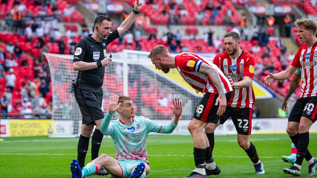 Megtört az átok: feljutott a Brentford!