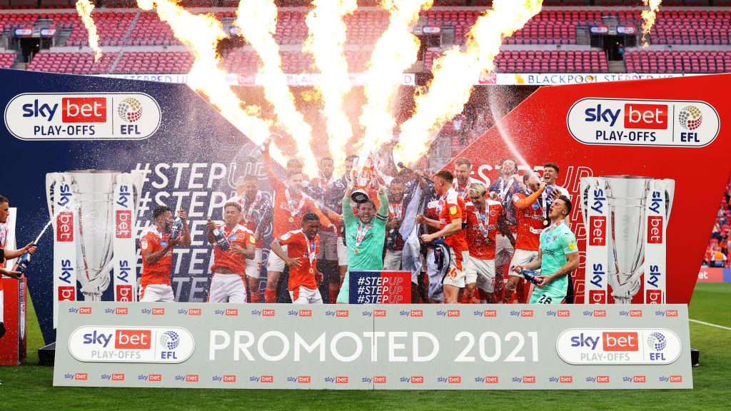 Az 1. percben öngólt vétett, de feljutott a Blackpool a C’shipbe