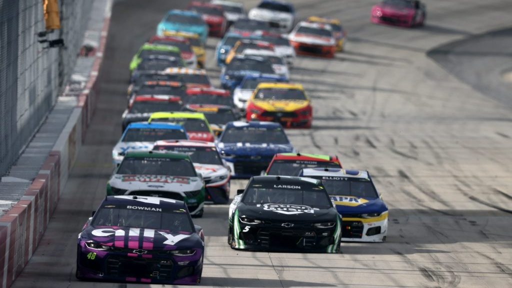 Először versenyez a NASCAR a Nashville Superspeedway-en