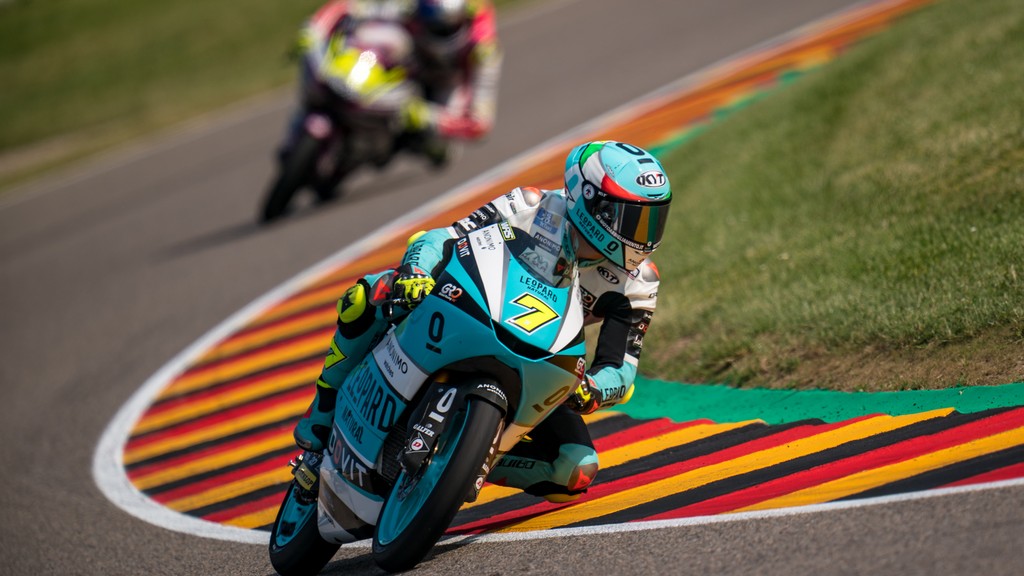 Dennis Foggia nyert a Moto3-asoknál