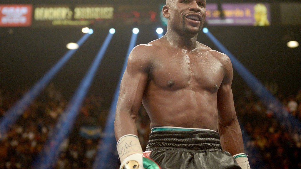 Mayweather 10 milliót, ellenfele 250 ezret kap