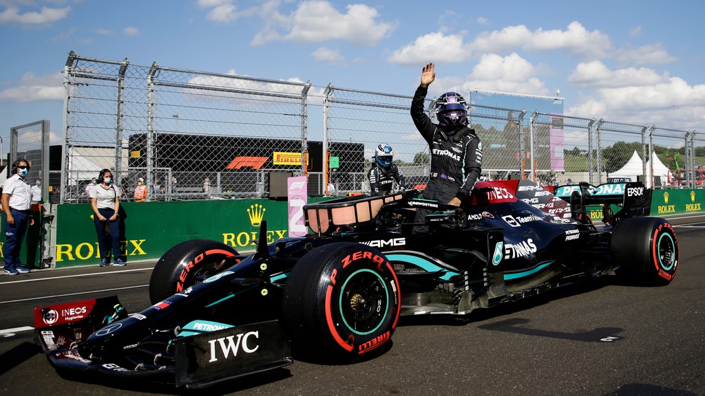 Hamiltoné a pole a Hungaroringen
