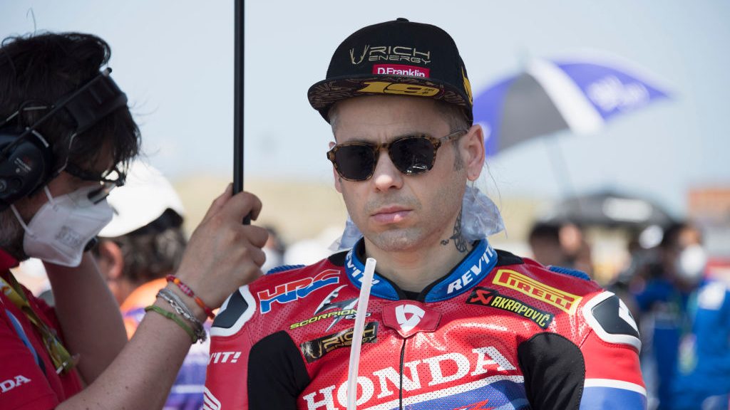 Alvaro Bautista két év után újra a Ducatin