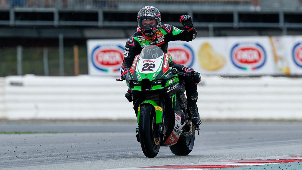 Kihagyja a hétvégi futamokat a Kawasaki másodpilótája