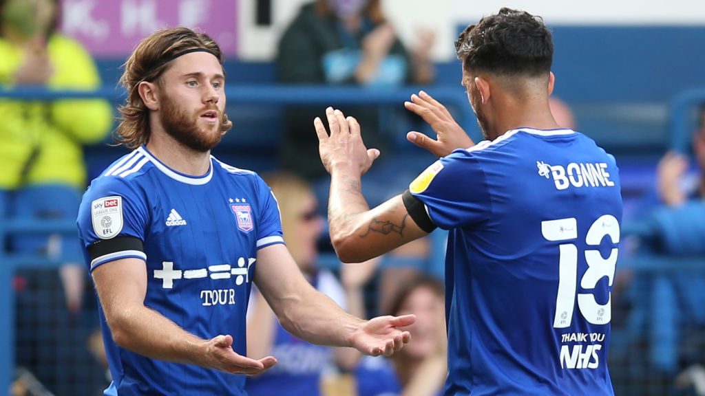 Zseniálisan sunyi gól a League One-ból a szilveszteri kabaréba