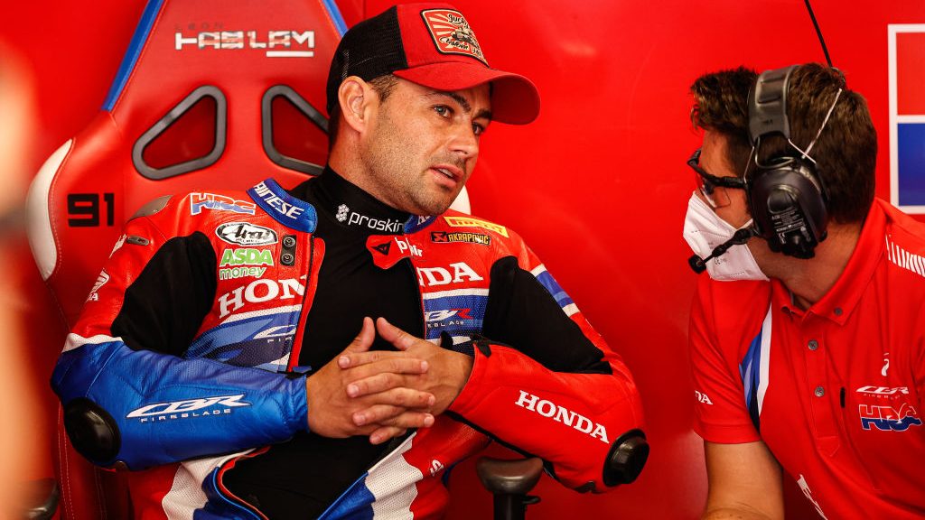 Leon Haslam helyett Delbianco a misanói Superbike-on a Kawasakinál