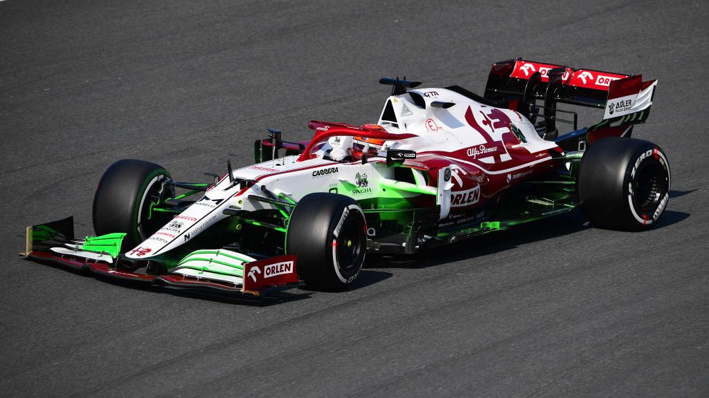 Kimi Räikkönen covidos, Kubica indul helyette