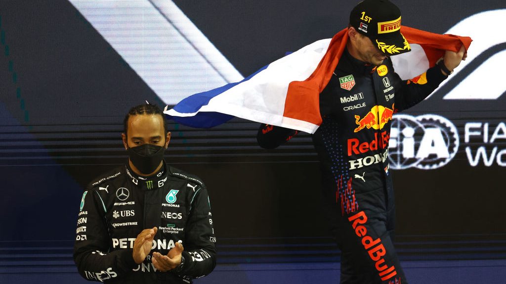A Mercedes visszavonta fellebbezését, de Hamilton nem megy a díjátadóra