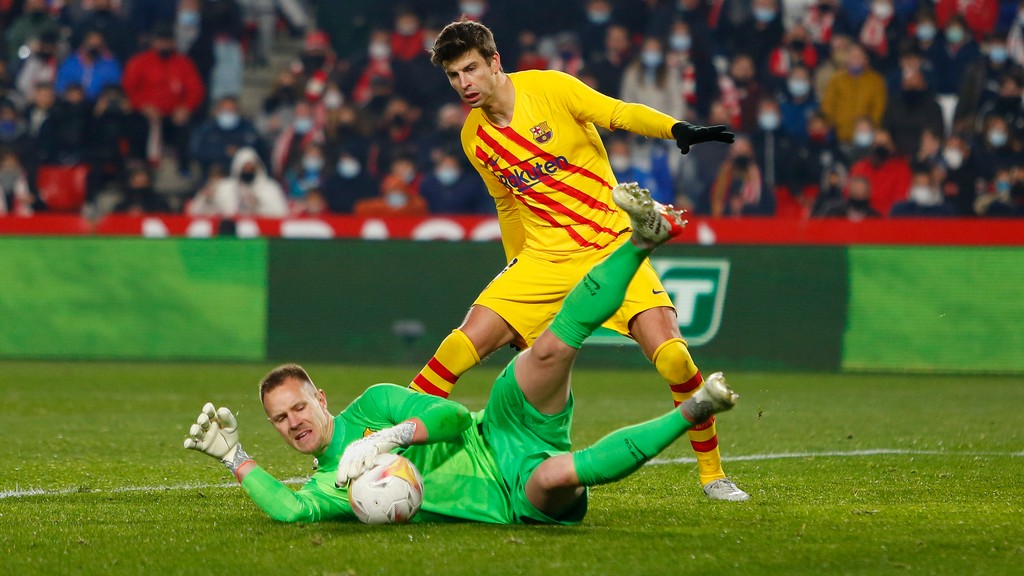 Pontokat vesztett Granadában Xavi együttese