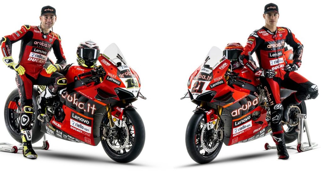 Bemutatkozott a Superbike-ban a gyári Ducati