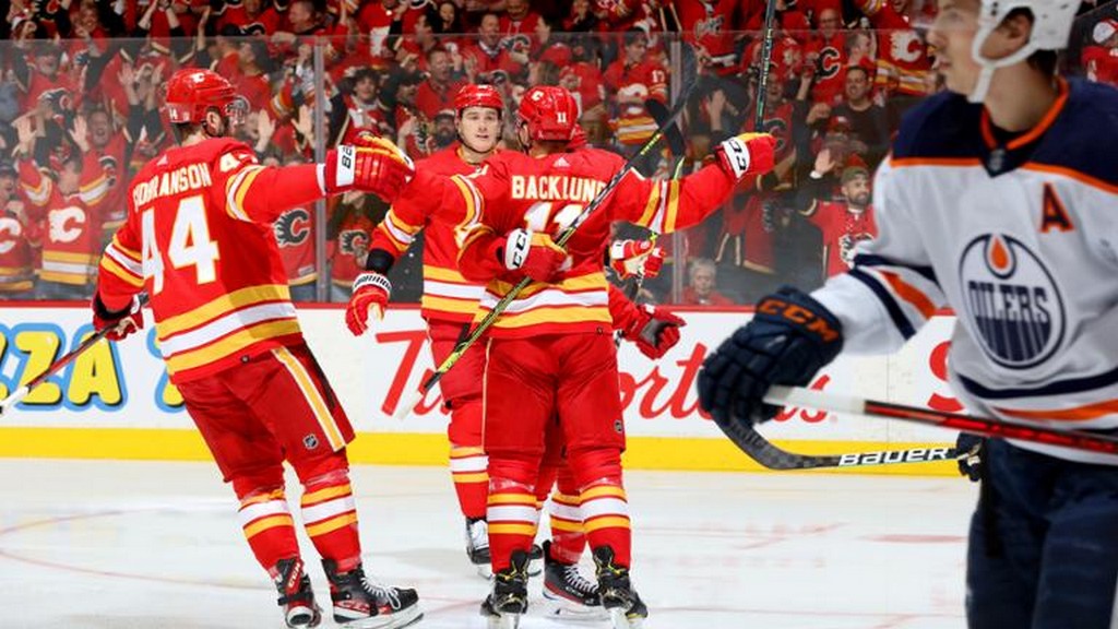 Tizenöt gól a Flames-Oilers első meccsén