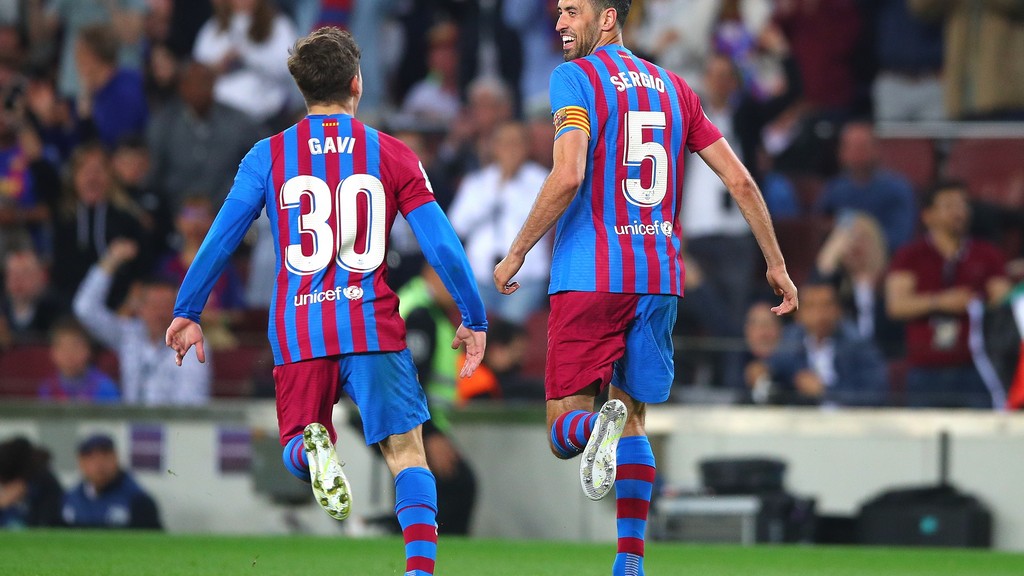 Busquets rekordra tör