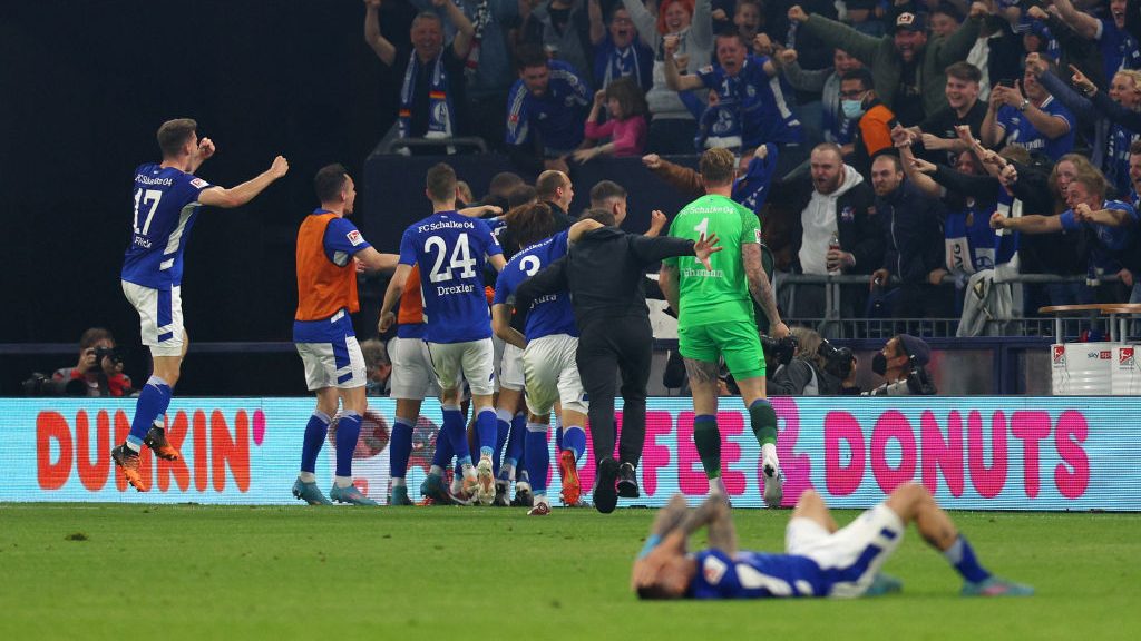 Visszajutott a Bundesligába a Schalke