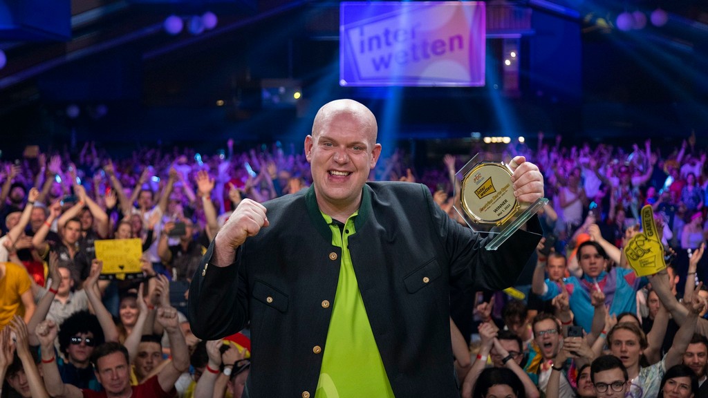 Michael van Gerwen nyert Grazban