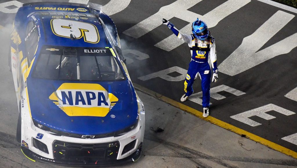 Hat hét után visszatér a 2020-as NASCAR-bajnok