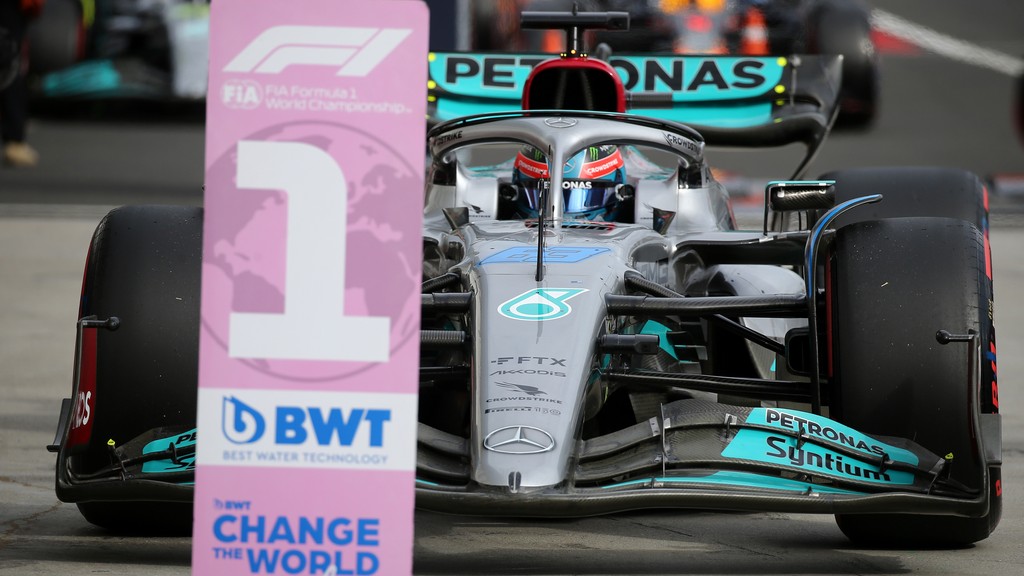 Új győztes az F1-ben: George Russell