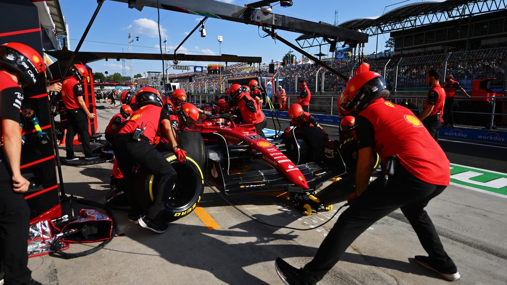 Ferrari-uralom a Hungaroringen