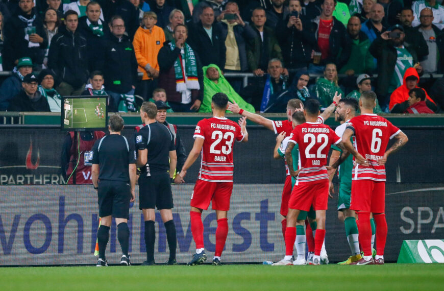 Jön a hangos bíró a Bundesligába