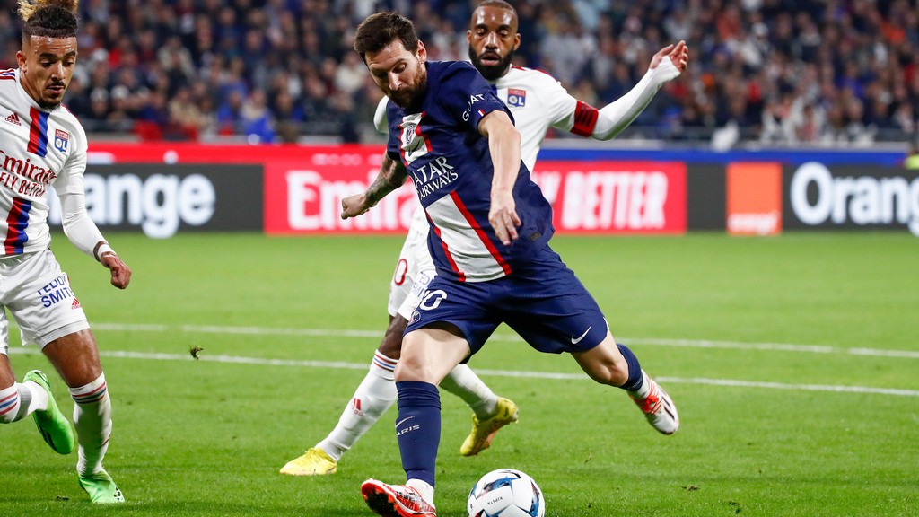 Messi döntött a rangadón
