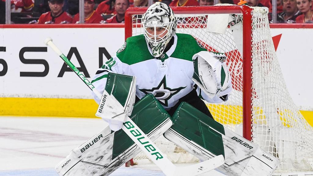 Hosszabbított a Dallas kapusa