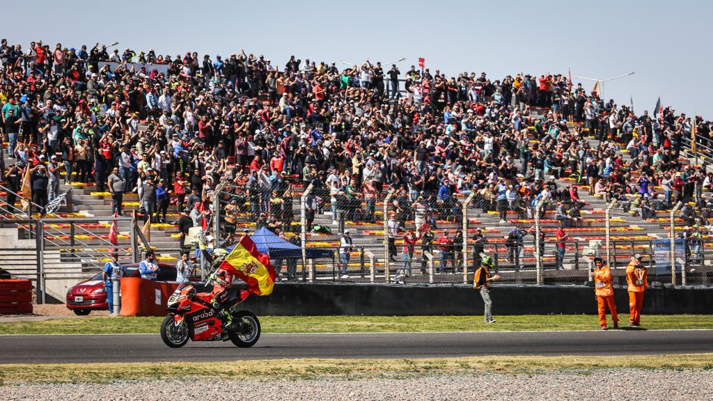 3 éve nem voltak annyian Superbike-on, mint a hétvégén Argentínában