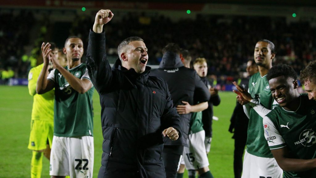 Tempós, gólzáporos meccset hozott a Devon Derbi