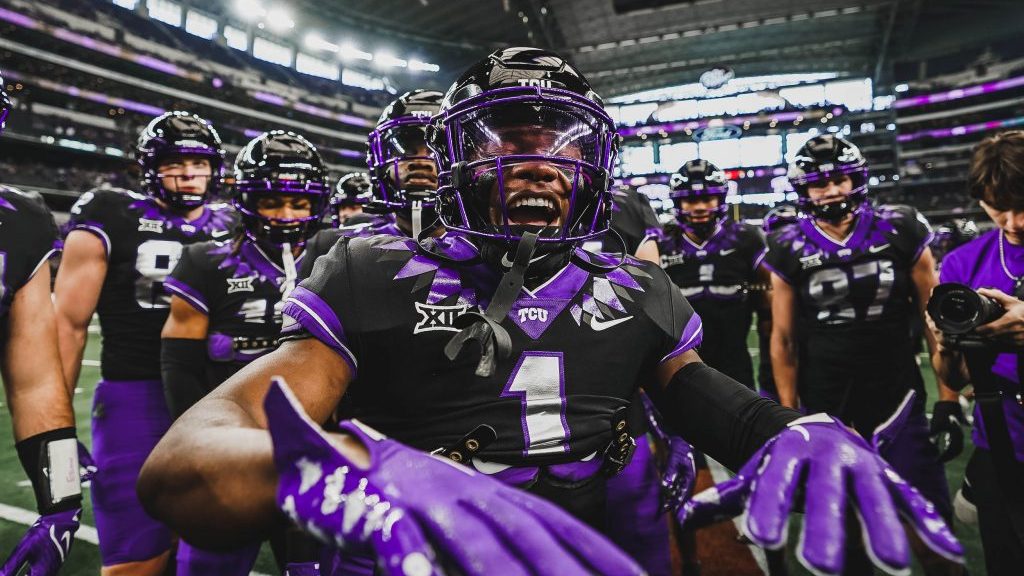 A TCU vereséggel, a Tulane magabiztos sikerrel zárta az alapszakaszt