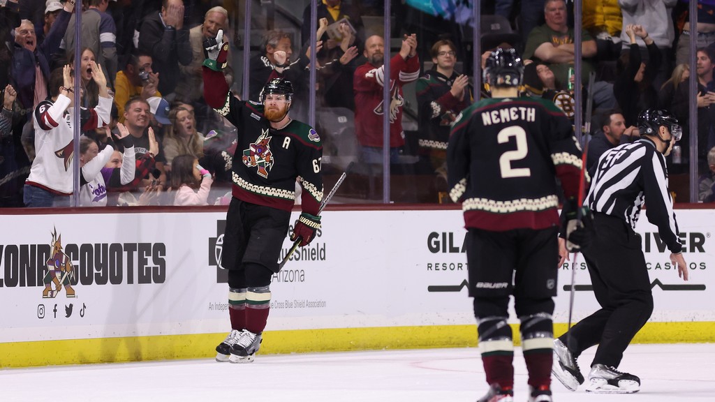 Tizenkét év után győzte le a Coyotes a Bruinst