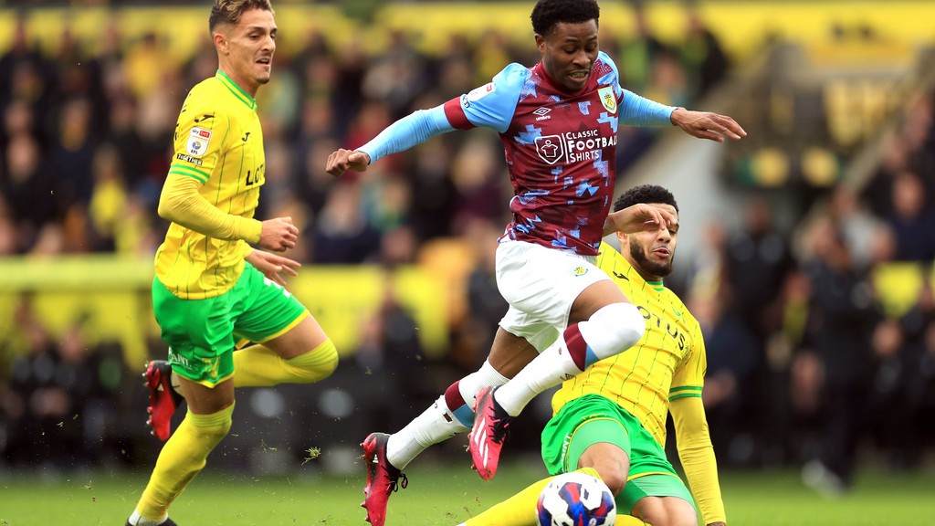 Tovább robog a feljutás felé a Burnley