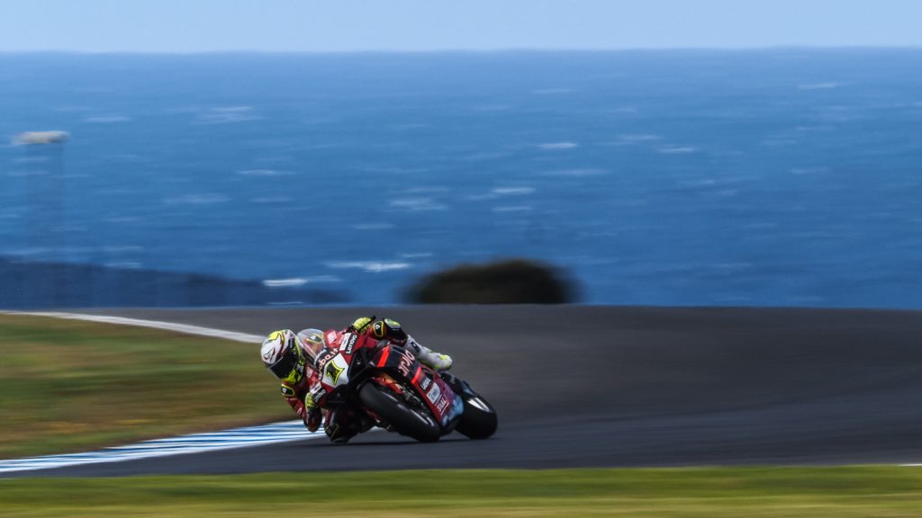 Alvaro Bautista 3/3, tökéletes Ausztráliában