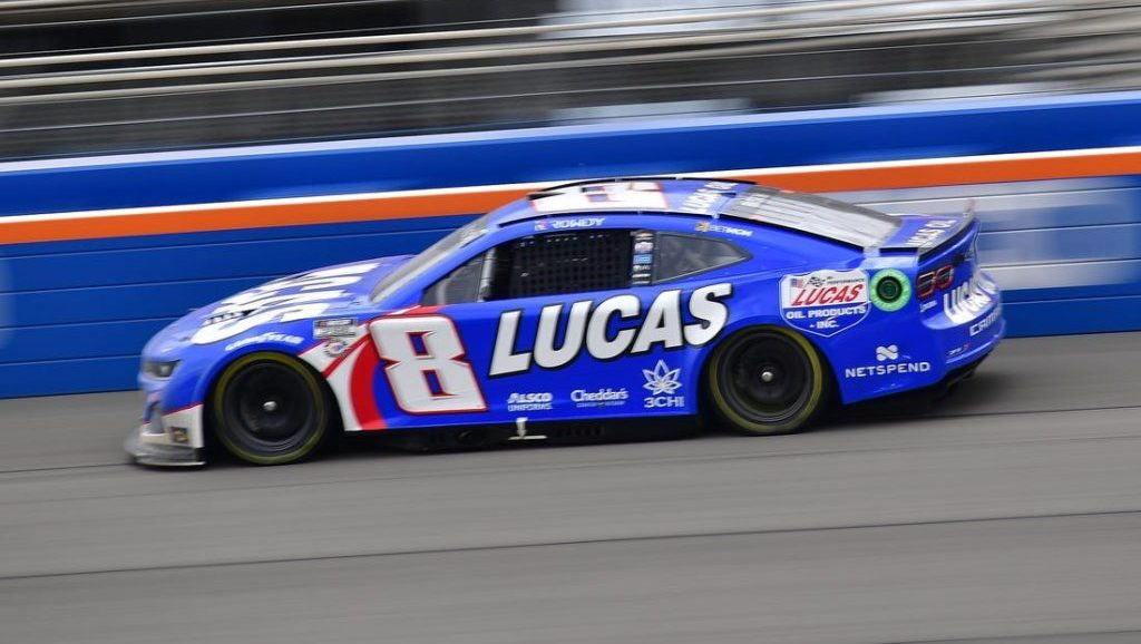 Nagy NASCAR-rekord az utolsó fontanai futamokon