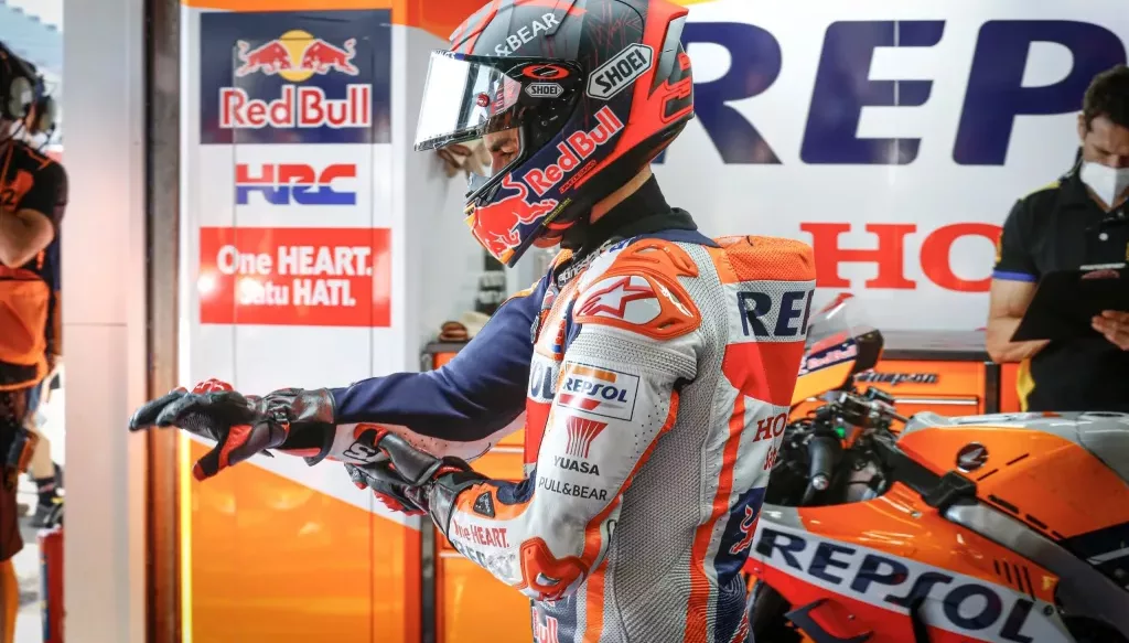 Szemhunyásnyit sem aludt a műtét előtt Marc Marquez…