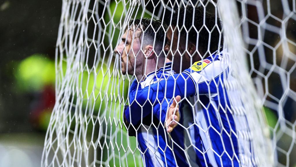 Visszavenné első helyét a Sheffield Wednesday