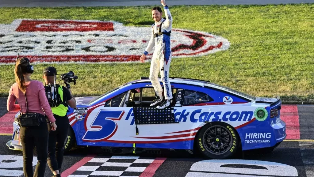 Kyle Larson nem bízta a véletlenre Richmondban