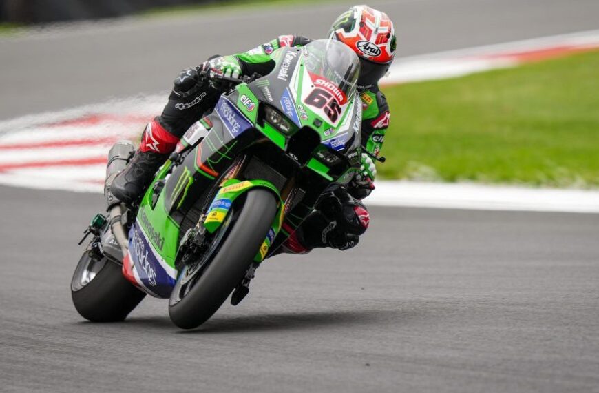 Jonathan Rea kezdett a legjobban Doningtonban