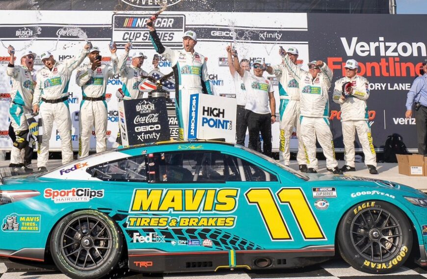 A TRD vezetője szerint Denny Hamlin marad a Joe Gibbs Racingnél