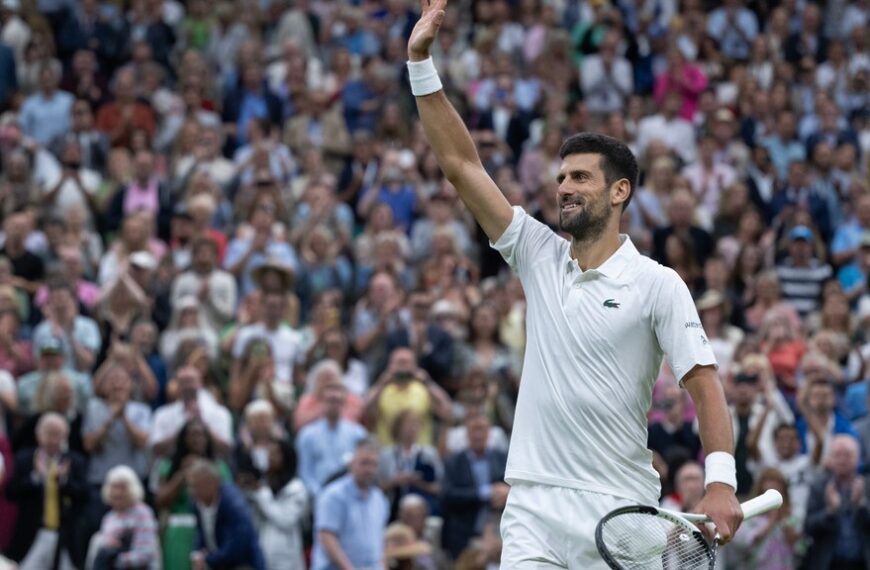 Novak Djokovics játék nélkül elődöntős Wimbledonban