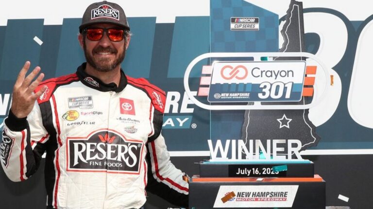 Martin Truex Jr. esélyt sem adott a többieknek New Hampshire-ben