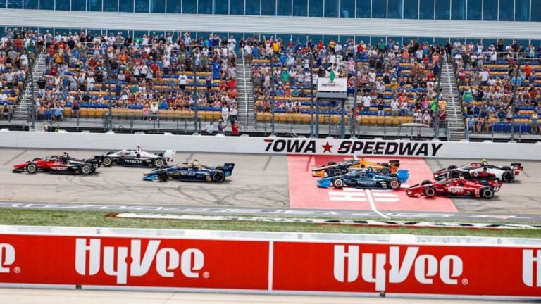 Dupla IndyCar-futam a legklasszabb mini oválon a hétvégén
