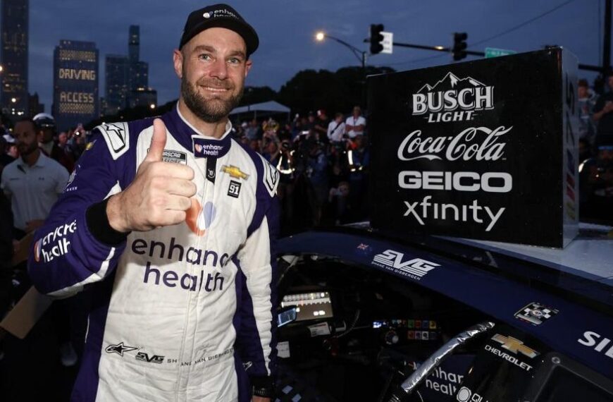 Megvan Shane van Gisbergen NASCAR-programja 2024-re
