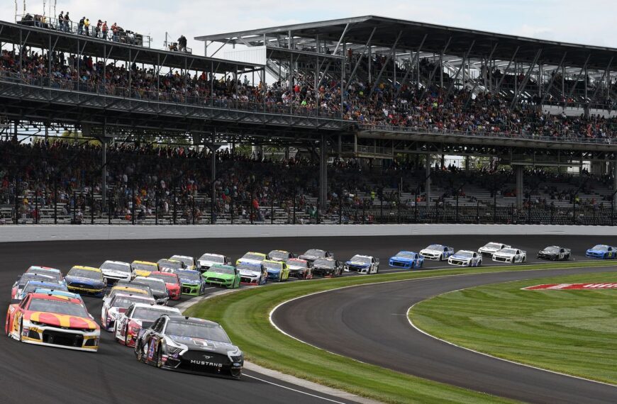 A NASCAR jövőre, a 30. évfordulóra visszatér a leghíresebb oválpályára