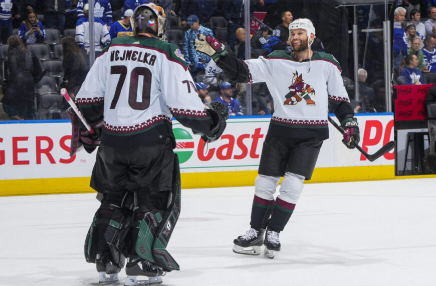 Utahba költözik az Arizona Coyotes