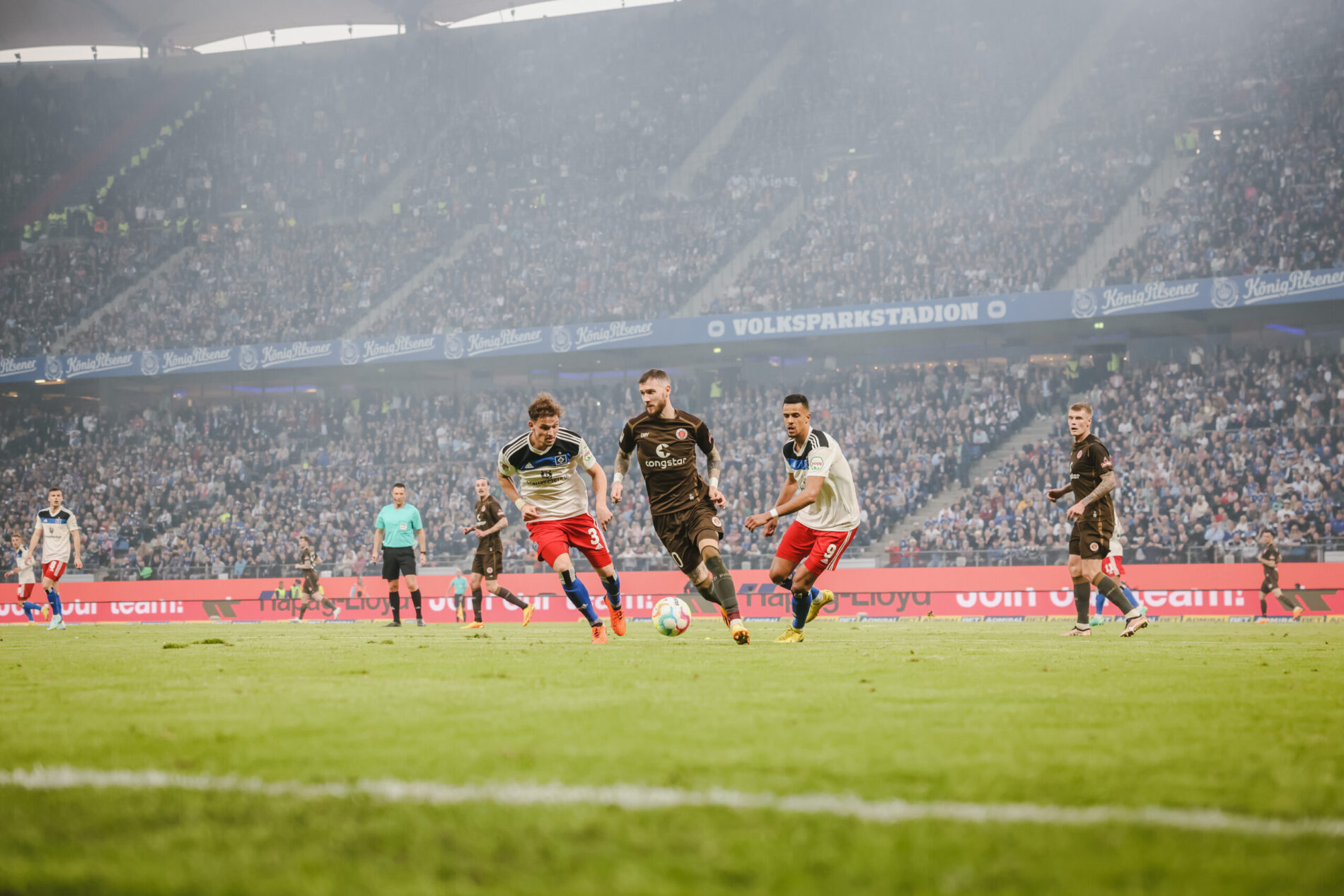 Hamburgi derbi a feljutás jegyében a Bundesliga 2-ben