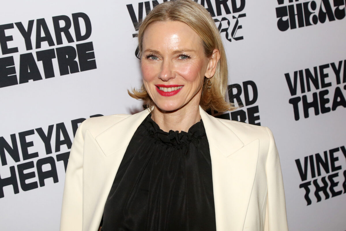 Naomi Watts gyereke modell lett