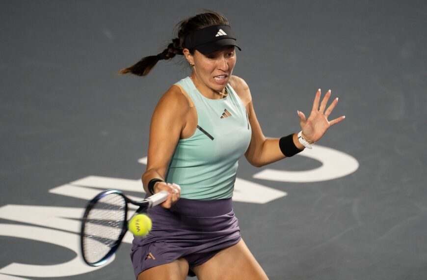 Pegula döntőben a WTA-világbajnokságon