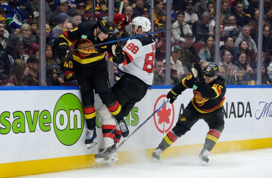 A Devils nyerte a Hughes-bowlt