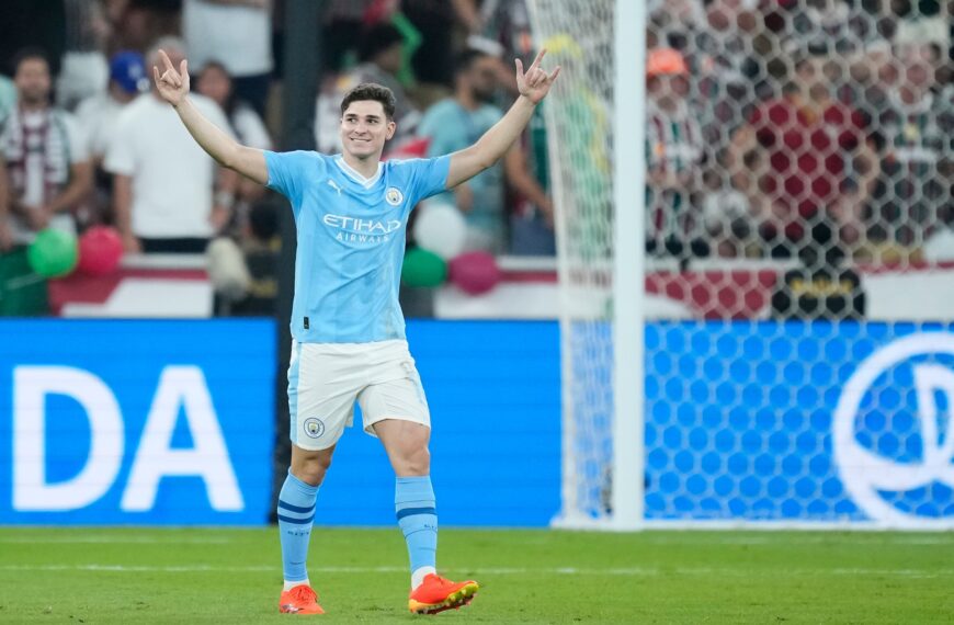 Hivatalos a nyári egyik legnagyobb üzlete, Álvarez elhagyta a Manchester Cityt