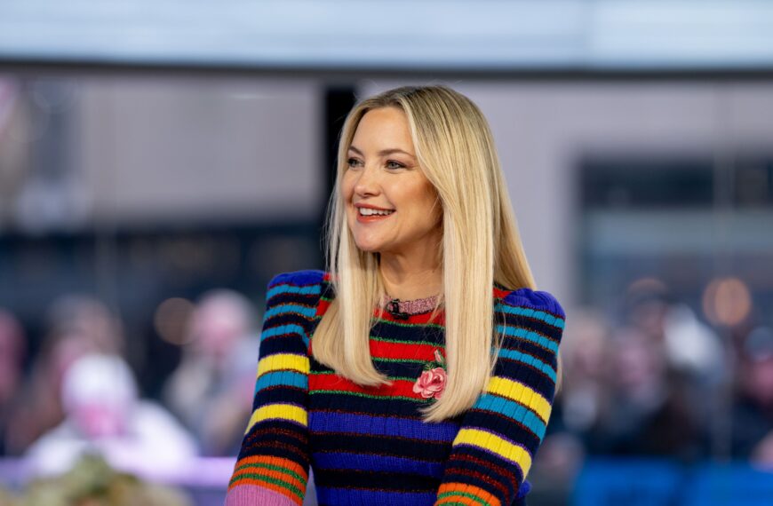 Ha már nincs miben játszania, Kate Hudson énekes-dalszerzőként is a nyilvánosság elé lépett